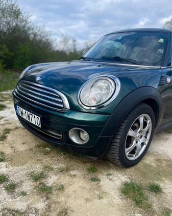 MINI ONE cena 14700 przebieg: 160526, rok produkcji 2007 z Wrocław małe 352